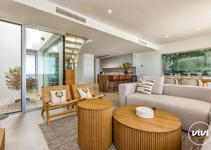 בית נופש Vivi Homes - Azure - Sea View - Mountain View - Pool - Garden