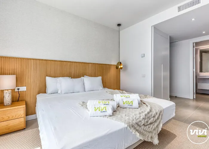 בית נופש Vivi Homes - Azure - Sea View - Mountain View - Pool - Garden *