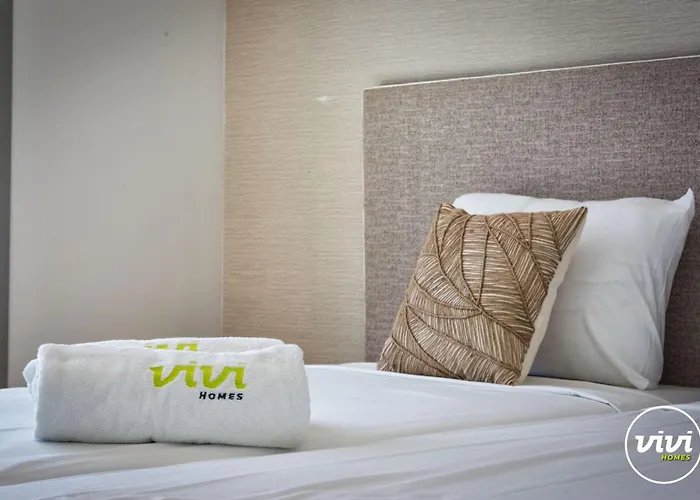 Vivi Homes - Azure - Sea View - Mountain View - Pool - Garden בית נופש