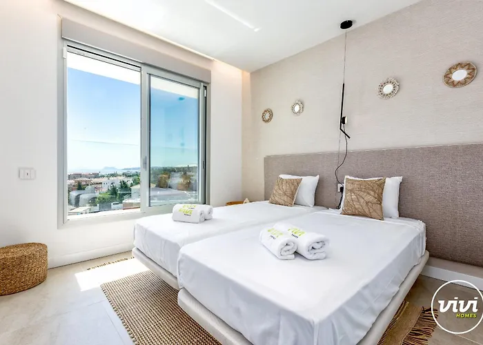 בית נופש Vivi Homes - Azure - Sea View - Mountain View - Pool - Garden אסטפונה