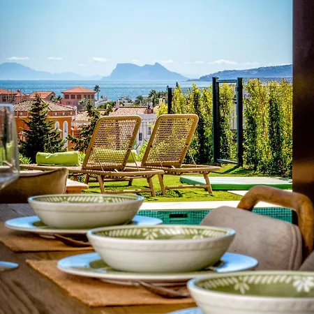 Vivi Homes - Azure - Sea View - Mountain View - Pool - Garden Holiday home