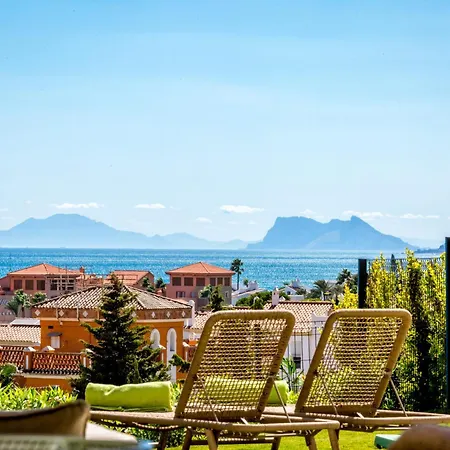 Vivi Homes - Azure - Sea View - Mountain View - Pool - Garden