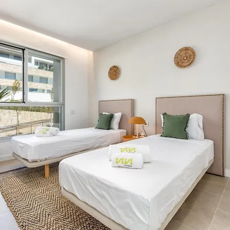 Vivi Homes - Azure - Sea View - Mountain View - Pool - Garden אסטפונה