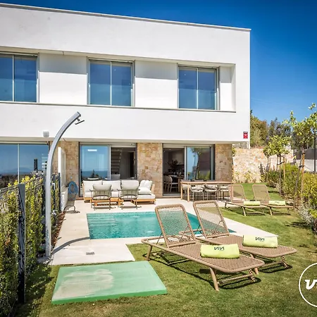 Vivi Homes - Azure - Sea View - Mountain View - Pool - Garden *