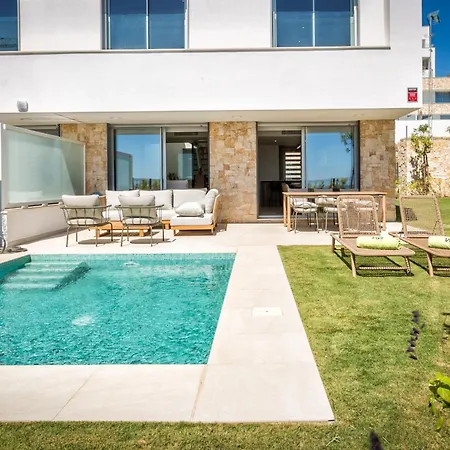 Holiday home Vivi Homes - Azure - Sea View - Mountain View - Pool - Garden *