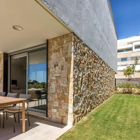 Vivi Homes - Azure - Sea View - Mountain View - Pool - Garden Holiday home