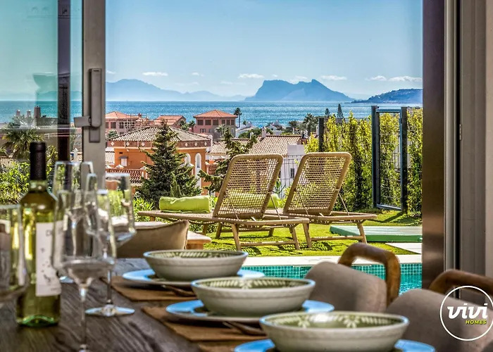 Vivi Homes - Azure - Sea View - Mountain View - Pool - Garden *