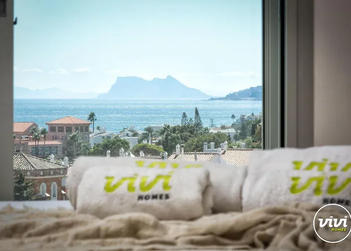 Vivi Homes - Azure - Sea View - Mountain View - Pool - Garden Semesterbostad