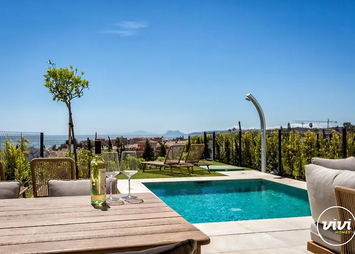 Vivi Homes - Azure - Sea View - Mountain View - Pool - Garden Nyaraló *