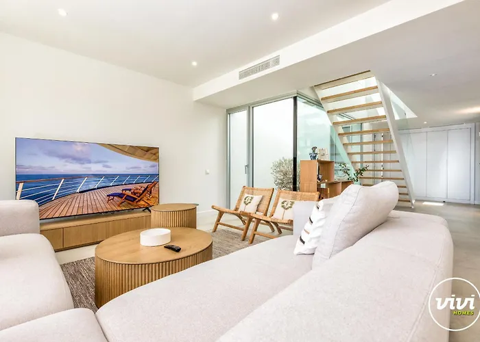 Vivi Homes - Azure - Sea View - Mountain View - Pool - Garden Nyaraló